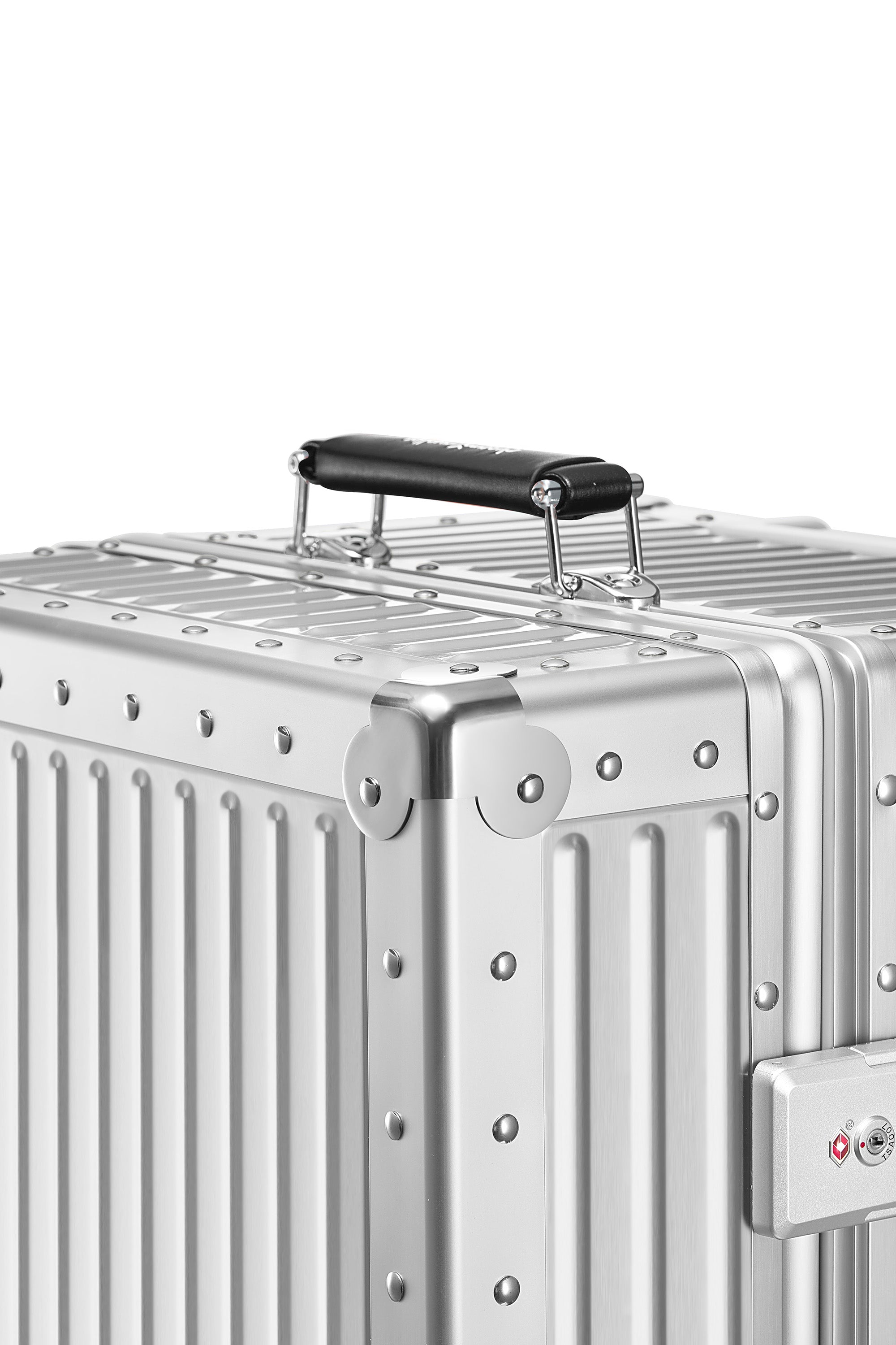 Nobl Travel Essential Aluminum Luggage Set 22 Inch Carry On and 28 Inch Checked Suitcase