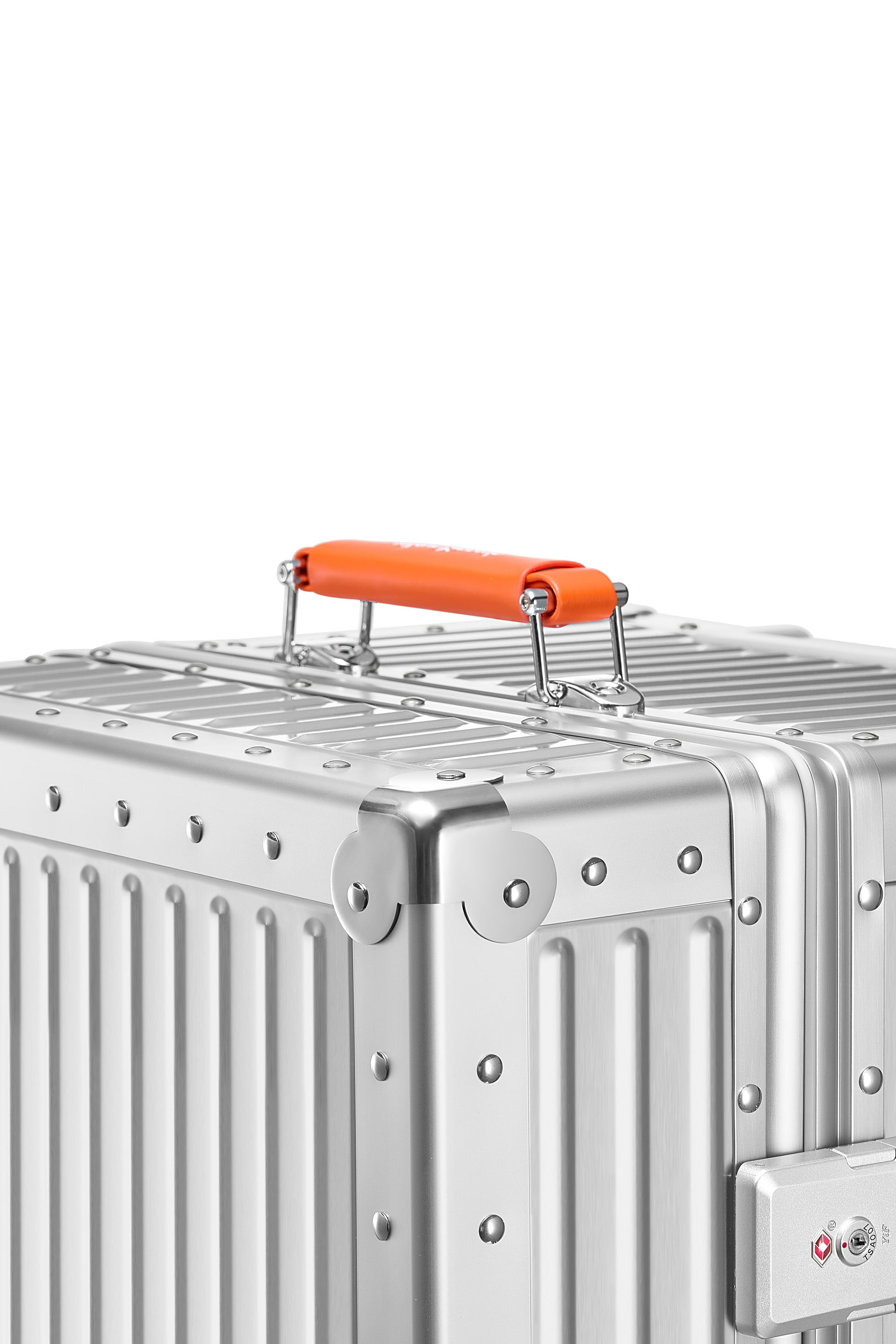Nobl Travel Aluminum Large Check In Suitcase 28 Inch with TSA Locks and Laptop Compartment