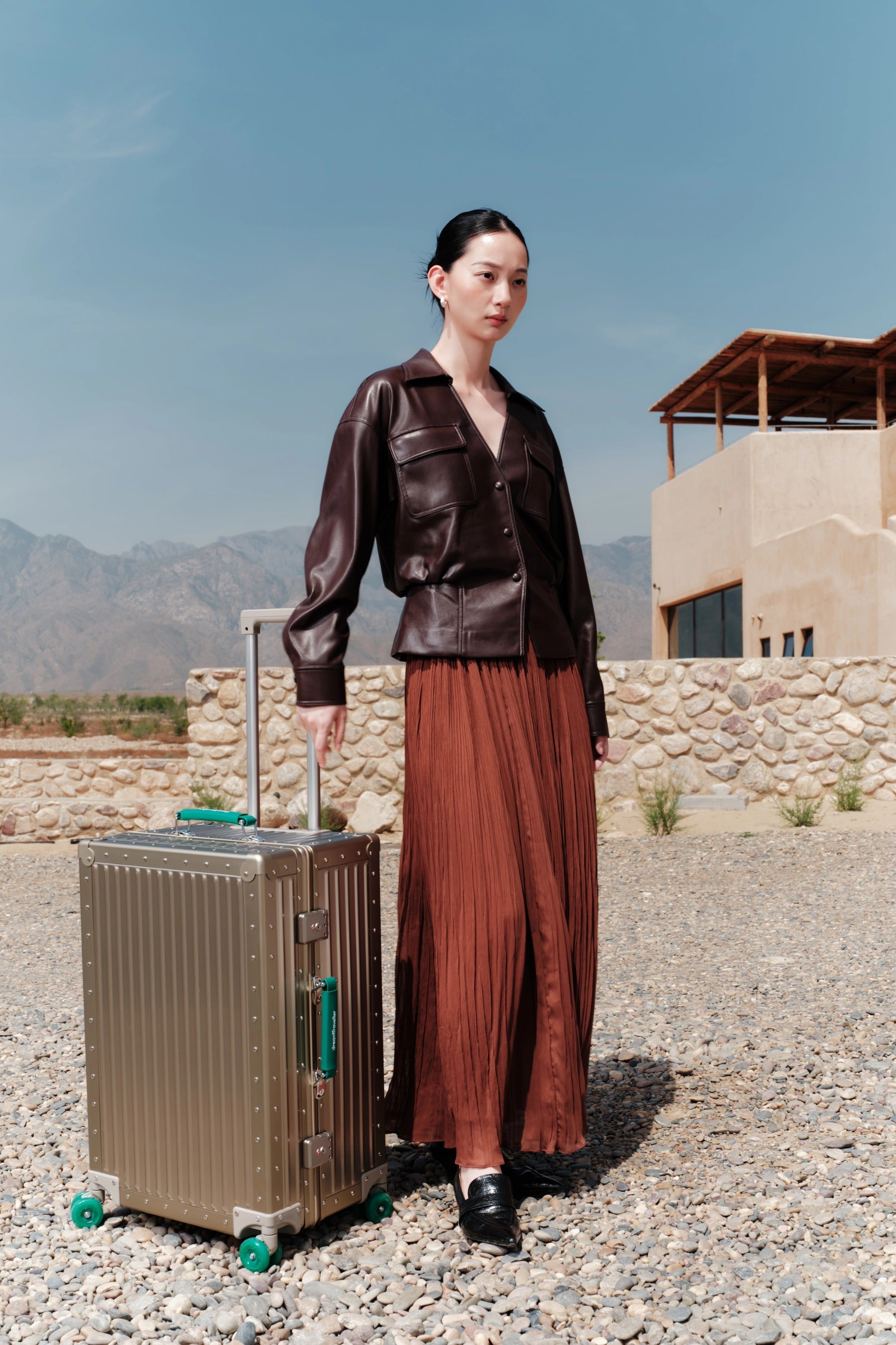 Nobl Travel Aluminum Luggage Collection with Aluminum Magnesium Alloy Suitcases