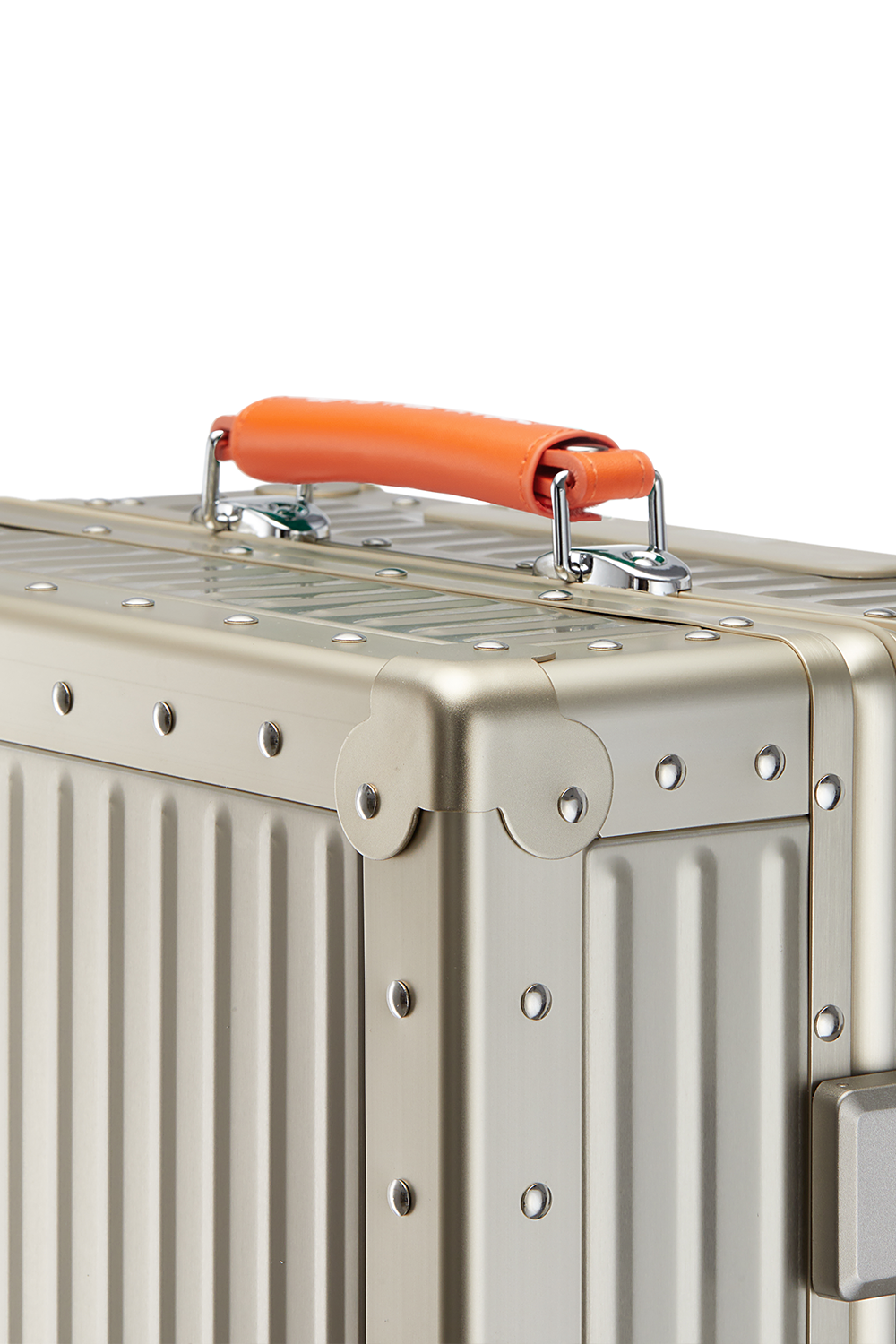 Nobl Travel Aluminum Carry On Suitcase 20 Inch with TSA Locks