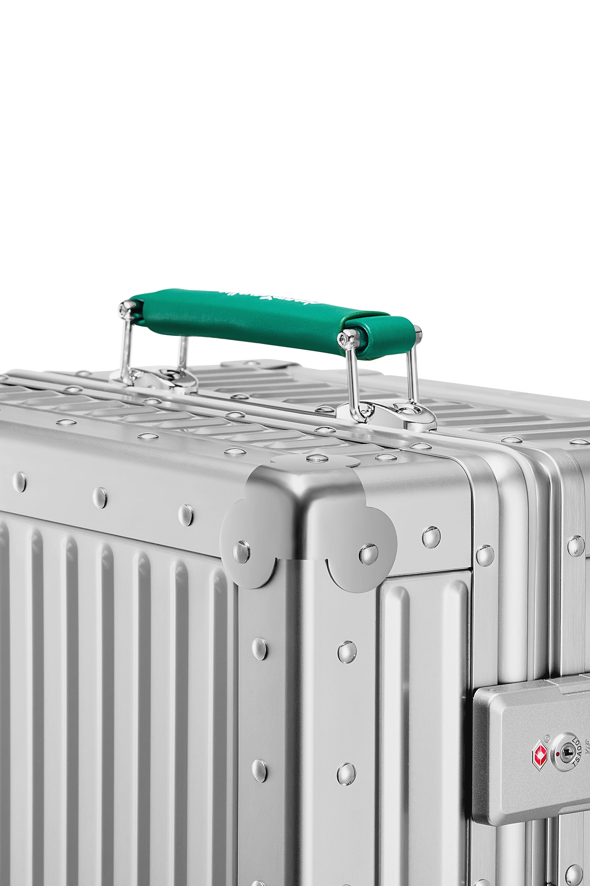 Nobl Travel Aluminum Bigger Carry On Suitcase 22 Inch with TSA Locks and Laptop Compartment