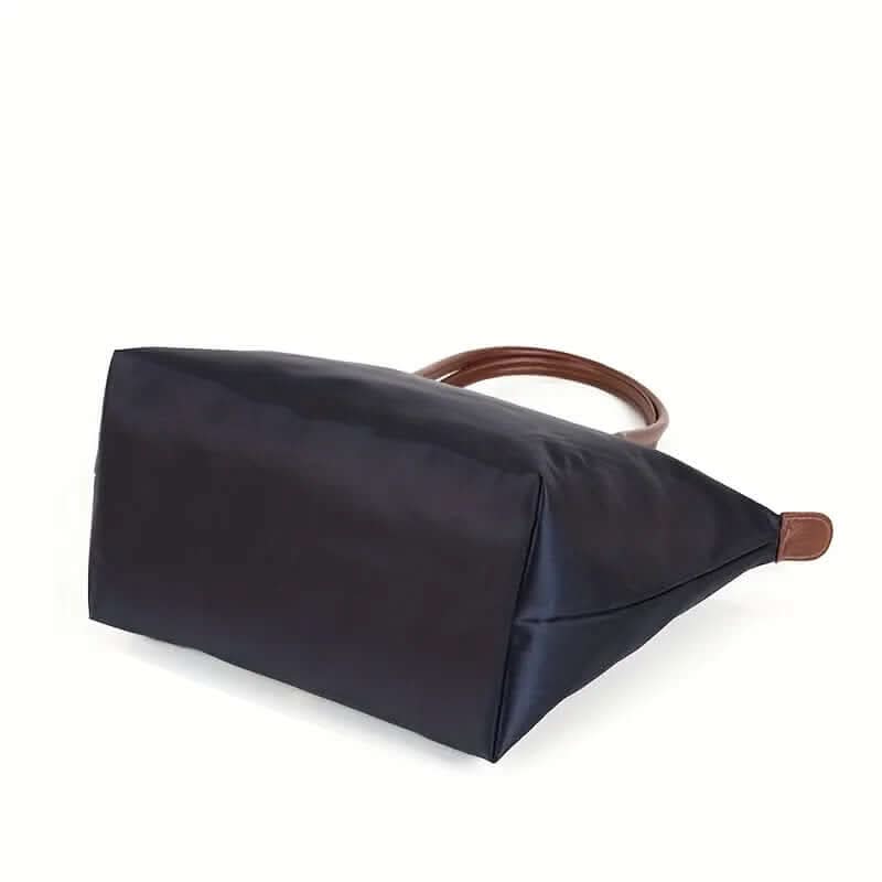 Nobl Travel Avenire Women’s Handbag with Multiple Compartments and Modern Design